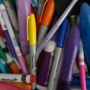 Assorted Permanent Markers and Highlighters Set